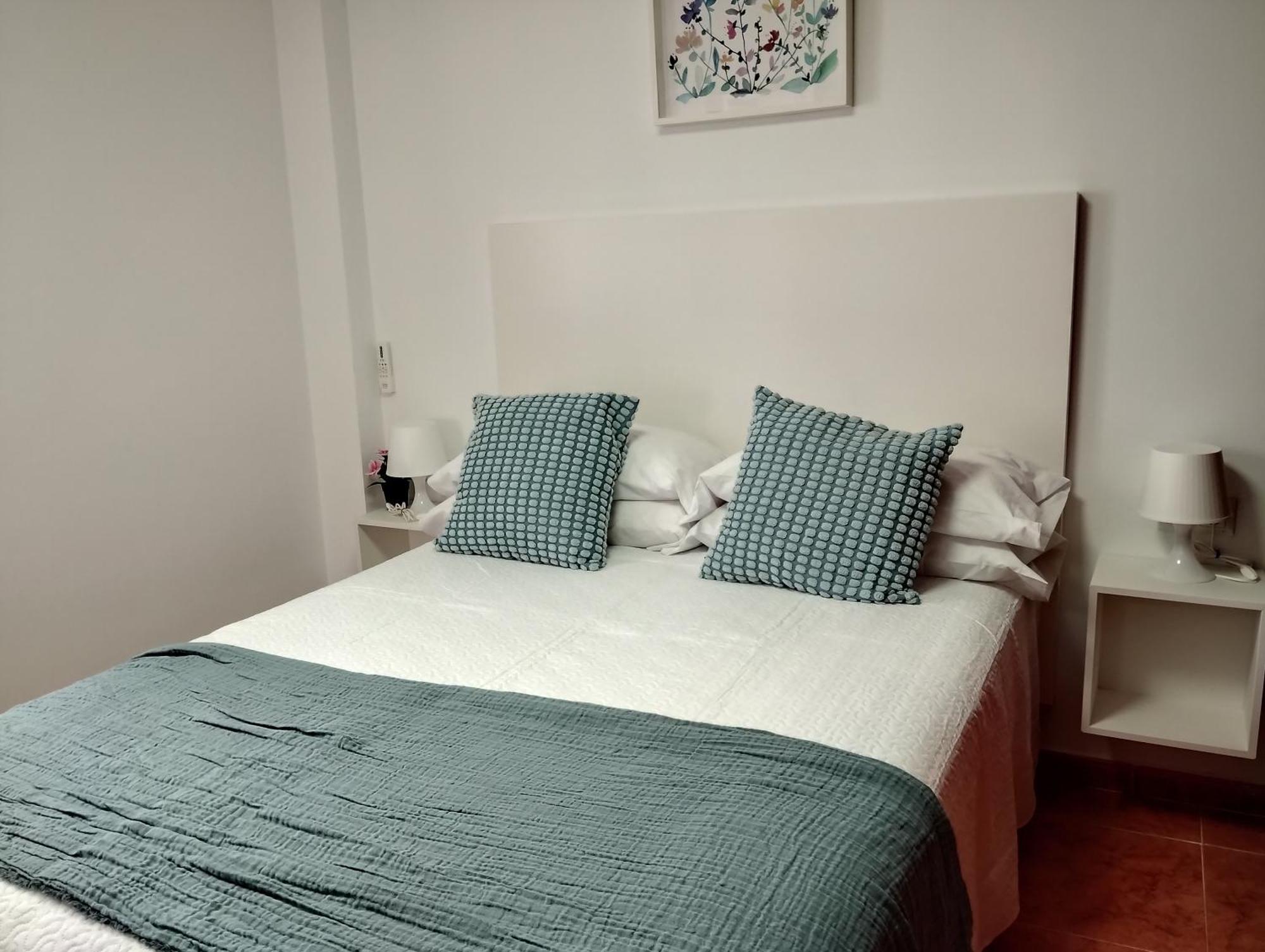 Apartamento Lidia Planta 1, La Carihuela 1ª Linea Playa, Vistas Mar, 1 Dormitorio, 52 M2, 1-3 Huesped, Amplio Balcon, Wifi Torremolinos Exteriör bild
